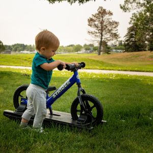 Mitos Sobre Empezar a Andar en Bicicleta a Temprana Edad y Cómo Strider Revoluciona el Aprendizaje del Ciclismo